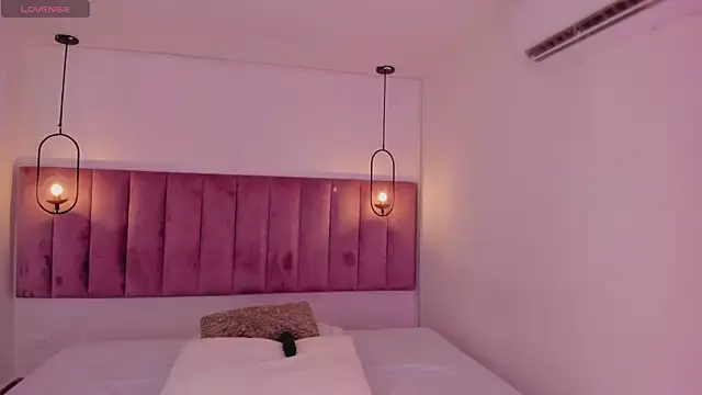 Snapshot of luisah_ chatting on February 2025 07:53:01 PM luisah online show from February 2025 07:53:01 PM