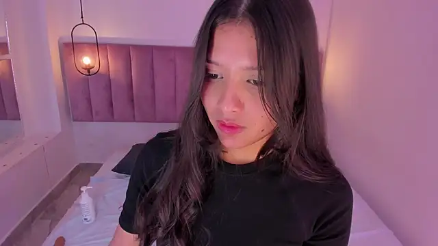 Snapshot of luisah_ chatting on February 2025 07:58:02 PM luisah online show from February 2025 07:58:02 PM