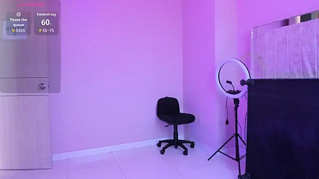 StefanyMiler online show from September 2025 08:34:02 PM