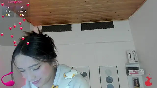 Snapshot of cristal__hot_1 chatting on January 2025 10:06:02 AM cristal hot 1 online show from January 2025 10:06:02 AM