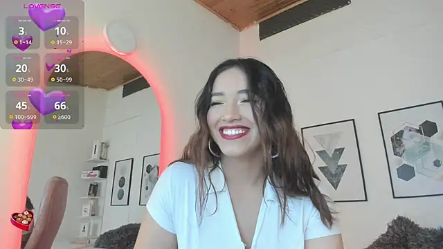 Snapshot of cristal__hot_1 chatting on February 2025 07:07:02 AM cristal hot 1 online show from February 2025 07:07:02 AM