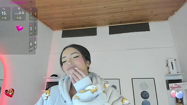 Snapshot of cristal__hot_1 chatting on February 2025 07:15:01 AM cristal hot 1 online show from February 2025 07:15:01 AM
