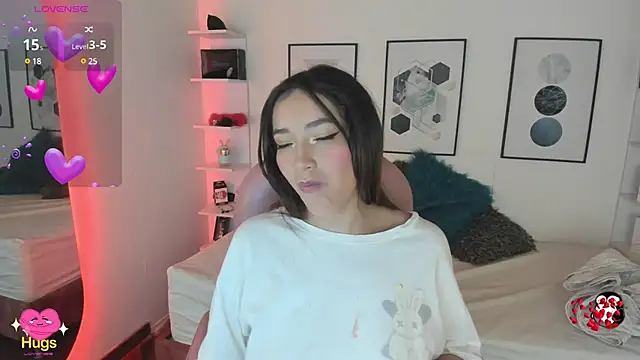 Snapshot of cristal__hot_1 chatting on February 2025 07:15:01 AM cristal hot 1 online show from February 2025 07:15:01 AM