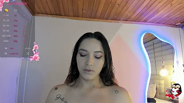 Snapshot of cristal__hot_1 chatting on September 2025 05:06:02 AM cristal hot 1 online show from September 2025 05:06:02 AM