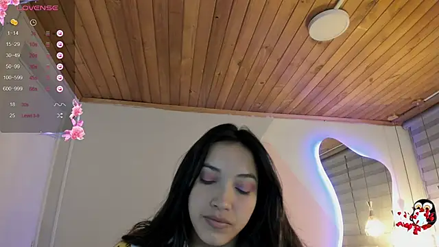 cristal  hot 1 online show from January 2026 05:11:02 AM