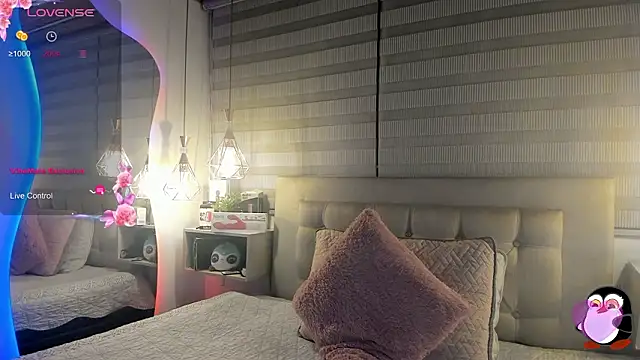 cristal  hot 1 online show from March 2026 05:00:01 AM