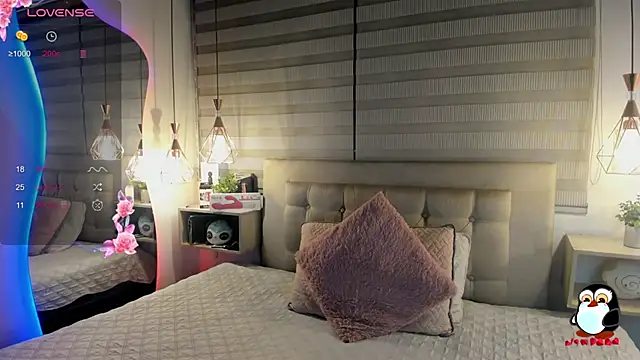 Snapshot of cristal__hot_1 chatting on May 2026 05:02:01 AM cristal hot 1 online show from May 2026 05:02:01 AM