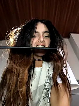 Sam Sara online show from February 2025 08:58:01 PM