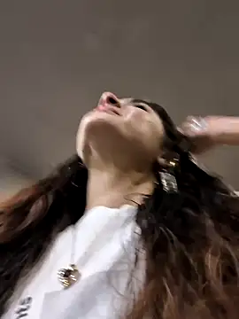 Sam Sara online show from February 2025 02:22:02 PM