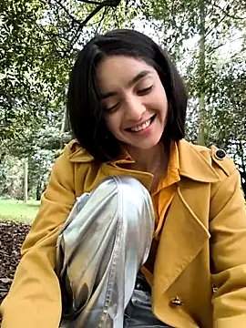 Sam Sara online show from October 2025 05:35:01 PM