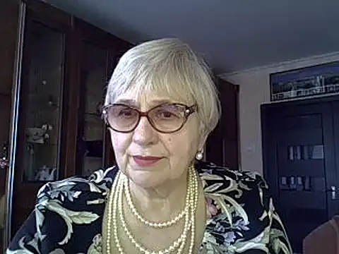 Snapshot of SweetCherry27 chatting on January 2025 09:08:02 AM SweetCherry27 online show from January 2025 09:08:02 AM