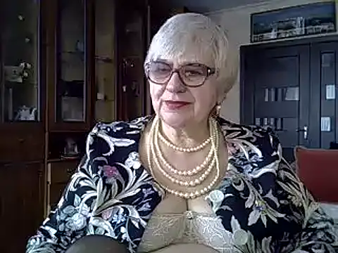 Snapshot of SweetCherry27 chatting on January 2025 12:13:01 PM SweetCherry27 online show from January 2025 12:13:01 PM