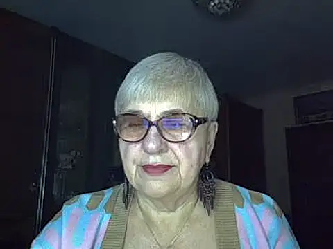 Snapshot of SweetCherry27 chatting on January 2025 04:47:01 AM SweetCherry27 online show from January 2025 04:47:01 AM