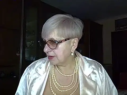 Snapshot of SweetCherry27 chatting on February 2025 03:15:02 PM SweetCherry27 online show from February 2025 03:15:02 PM