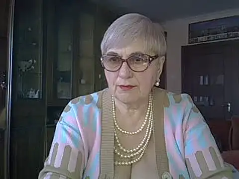 Snapshot of SweetCherry27 chatting on February 2025 01:22:02 PM SweetCherry27 online show from February 2025 01:22:02 PM