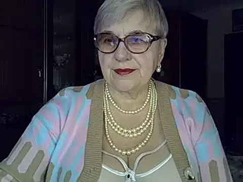 Snapshot of SweetCherry27 chatting on February 2025 04:41:02 AM SweetCherry27 online show from February 2025 04:41:02 AM