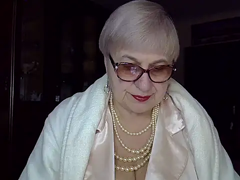 Snapshot of SweetCherry27 chatting on February 2025 05:04:02 PM SweetCherry27 online show from February 2025 05:04:02 PM