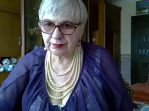 Snapshot of SweetCherry27 chatting on March 2025 01:29:01 PM SweetCherry27 online show from March 2025 01:29:01 PM