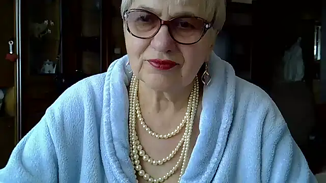 Snapshot of SweetCherry27 chatting on March 2025 01:45:01 PM SweetCherry27 online show from March 2025 01:45:01 PM