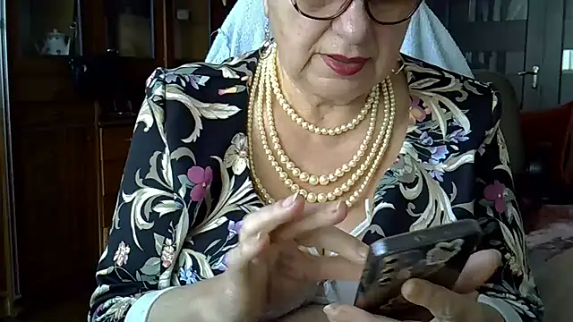 Snapshot of SweetCherry27 chatting on March 2025 07:46:02 AM SweetCherry27 online show from March 2025 07:46:02 AM