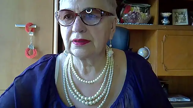 Snapshot of SweetCherry27 chatting on September 2025 05:01:02 AM SweetCherry27 online show from September 2025 05:01:02 AM