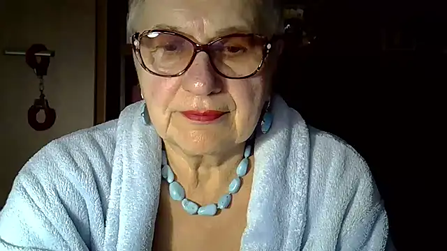 Snapshot of SweetCherry27 chatting on September 2025 04:34:02 PM SweetCherry27 online show from September 2025 04:34:02 PM