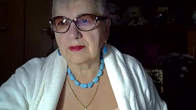 Snapshot of SweetCherry27 chatting on October 2025 04:32:02 AM SweetCherry27 online show from October 2025 04:32:02 AM