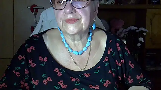 Snapshot of SweetCherry27 chatting on October 2025 04:37:01 PM SweetCherry27 online show from October 2025 04:37:01 PM