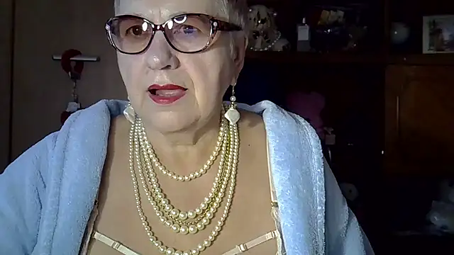 Snapshot of SweetCherry27 chatting on October 2025 04:45:01 AM SweetCherry27 online show from October 2025 04:45:01 AM