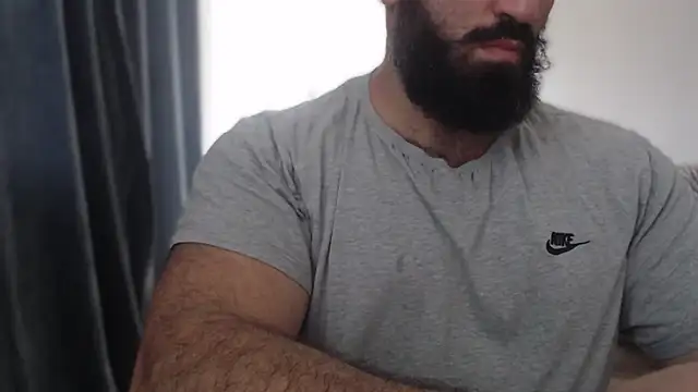 hugemachohandsome online show from October 2025 11:52:02 AM