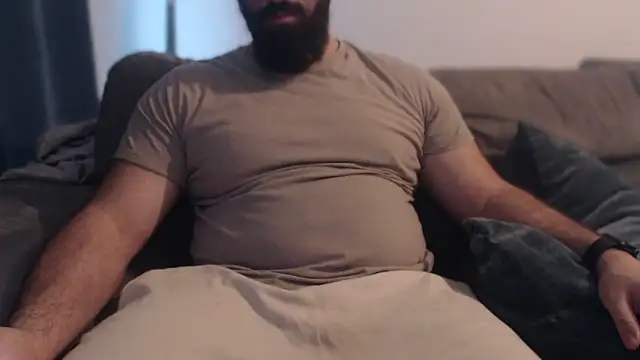 hugemachohandsome online show from February 2026 08:44:01 AM