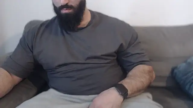 hugemachohandsome online show from April 2026 09:52:01 AM