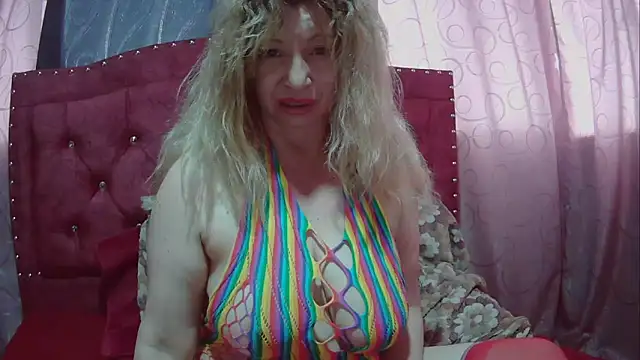 Snapshot of Kattymary chatting on March 2025 07:11:02 PM Kattymary online show from March 2025 07:11:02 PM