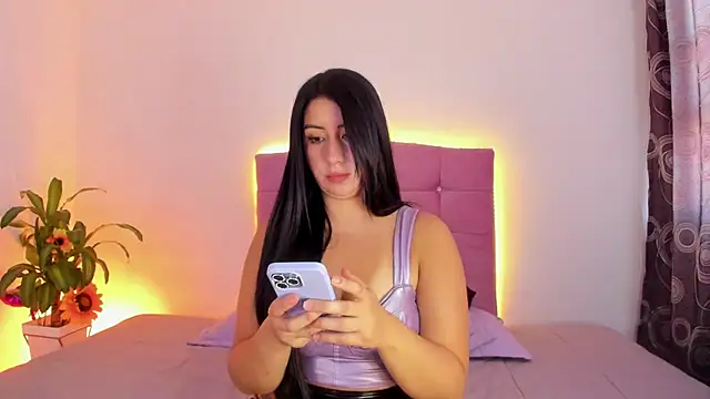 Snapshot of MarieLatex chatting on March 2025 07:57:02 PM MarieLatex online show from March 2025 07:57:02 PM