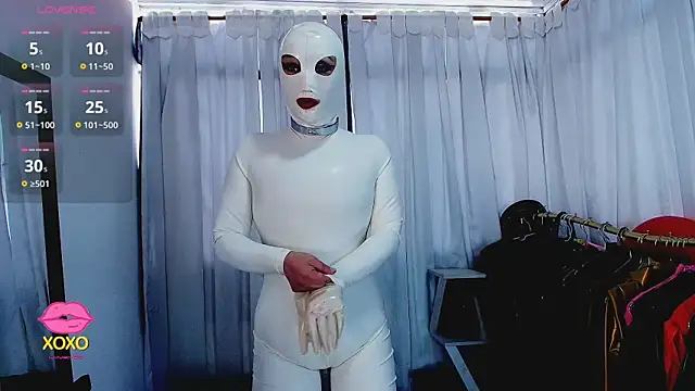 LatexDevil Blondie online show from March 2026 01:49:02 PM