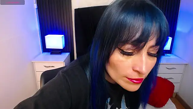 Snapshot of alicia_moom chatting on October 2025 02:59:02 PM alicia moom online show from October 2025 02:59:02 PM