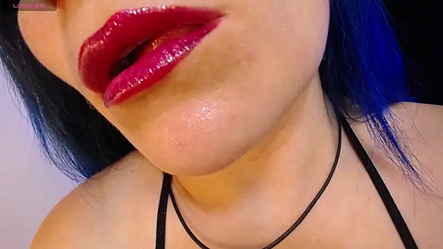 Snapshot of alicia_moom chatting on October 2025 07:25:02 PM alicia moom online show from October 2025 07:25:02 PM