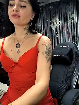 Snapshot of KikiXRed chatting on December 2024 08:53:02 AM KikiXRed online show from December 2024 08:53:02 AM