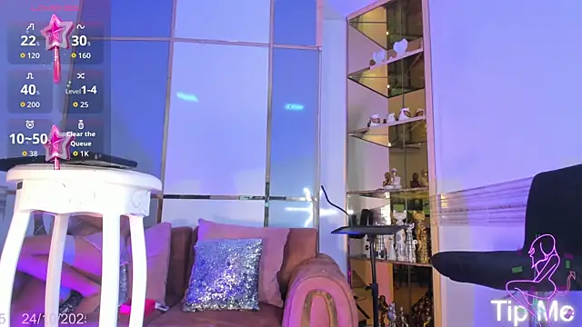 Snapshot of EmmaHills_Sex chatting on October 2025 01:29:01 PM EmmaHills Sex online show from October 2025 01:29:01 PM