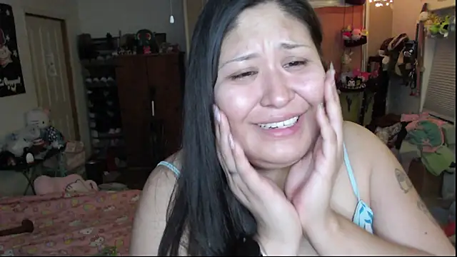 Snapshot of Cupcakecutie449 chatting on May 2026 04:41:02 AM Cupcakecutie449 online show from May 2026 04:41:02 AM