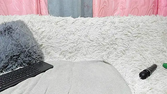 Snapshot of iisabella_gonzalez chatting on March 2025 07:27:02 AM iisabella gonzalez online show from March 2025 07:27:02 AM