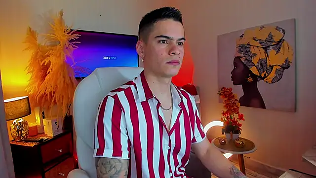 Matias Murrier online show from December 2024 12:00:02 PM