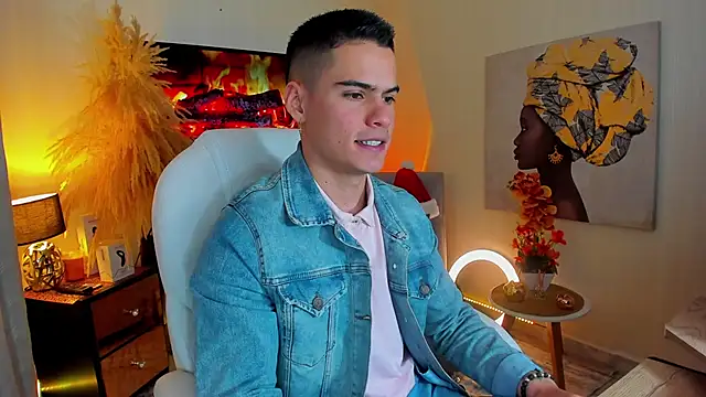 Matias Murrier online show from December 2024 02:51:01 PM