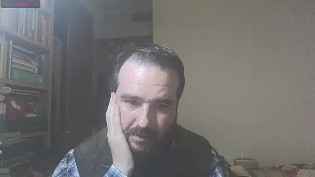 curiosillo83 online show from January 2025 05:35:01 PM