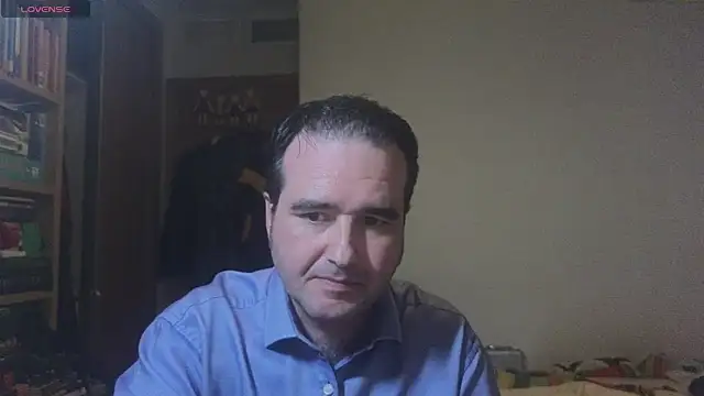 curiosillo83 online show from January 2025 06:54:01 PM