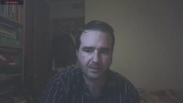curiosillo83 online show from February 2025 09:13:01 PM