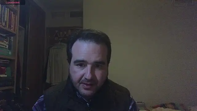 curiosillo83 online show from February 2025 08:03:01 PM
