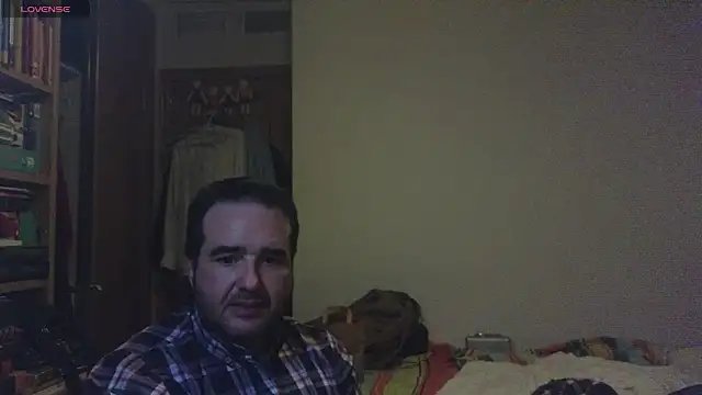 curiosillo83 online show from February 2025 02:07:01 AM