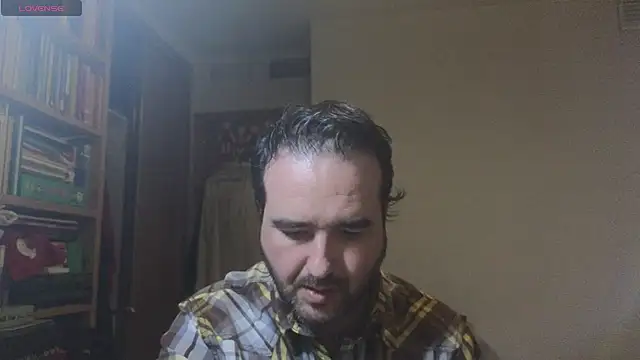 curiosillo83 online show from February 2025 09:28:01 PM