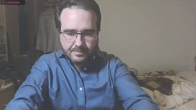 curiosillo83 online show from February 2025 04:02:01 PM